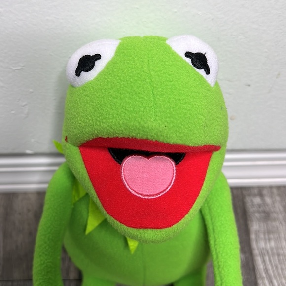 DISNEY JUST PLAY MUPPETS KERMIT THE FROG POSEABLE BENDABLE PLUSH 19 - Picture 2 of 10